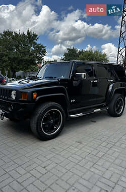 Внедорожник / Кроссовер Hummer H3 2006 в 