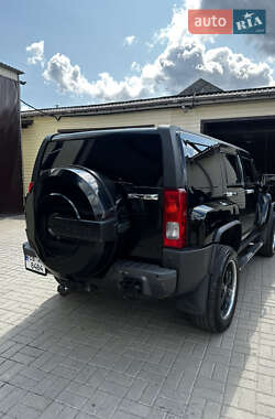 Внедорожник / Кроссовер Hummer H3 2006 в 