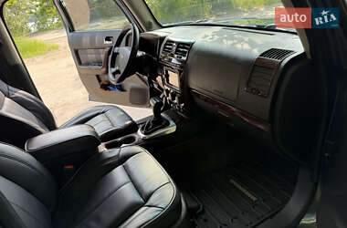 Внедорожник / Кроссовер Hummer H3 2006 в 