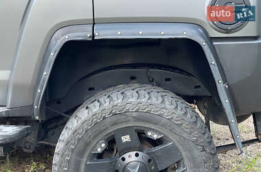 Внедорожник / Кроссовер Hummer H3 2006 в 