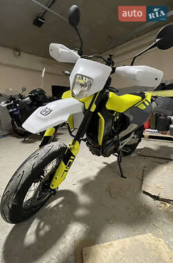 Мотоцикл Супермото (Motard) Husqvarna 701 Supermoto 2023 в Киеве