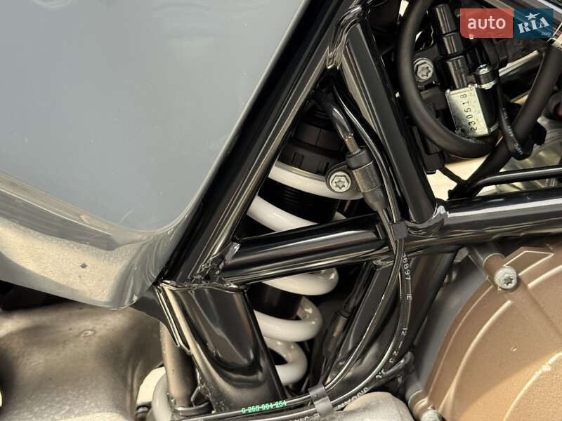 Мотоцикл Супермото (Motard) Husqvarna 701 Supermoto 2024 в Одессе фото 8 Мотоцикл Супермото (Motard) Husqvarna 701 Supermoto 2024 в Одессе