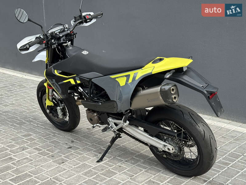 Мотоцикл Супермото (Motard) Husqvarna 701 Supermoto 2024 в Одессе фото 14 Мотоцикл Супермото (Motard) Husqvarna 701 Supermoto 2024 в Одессе