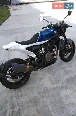 Мотоцикл Без обтекателей (Naked bike) Husqvarna 701 2020 в Харькове