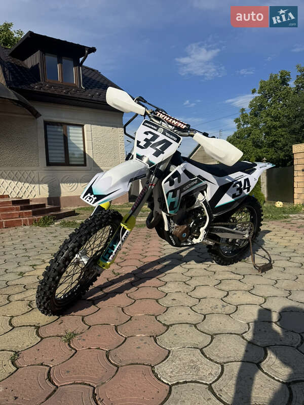 Мотоцикл Кросс Husqvarna FC 350 2018 в Черновцах