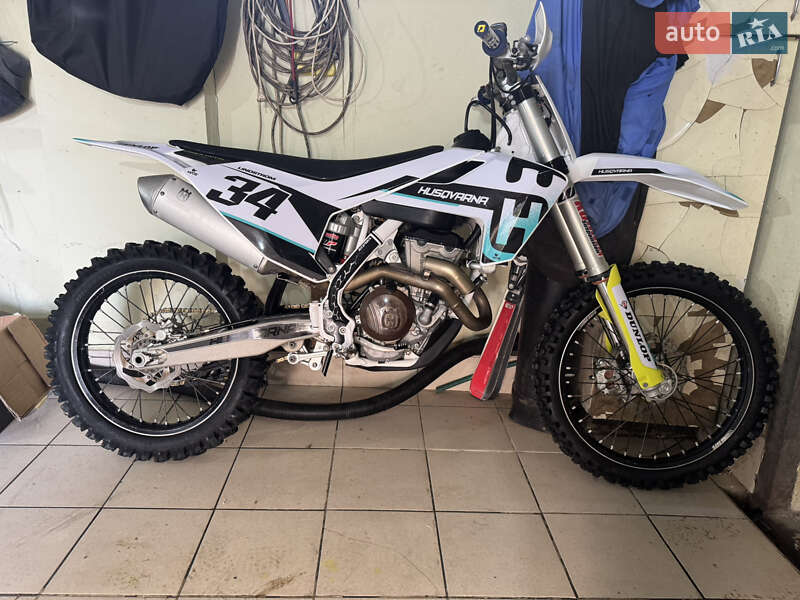 Мотоцикл Кросс Husqvarna FC 350 2018 в Черновцах