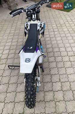 Мотоцикл Внедорожный (Enduro) Husqvarna FE 2017 в 