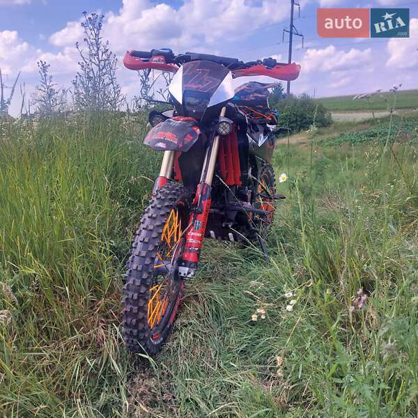 Мотоцикл Внедорожный (Enduro) Husqvarna SM 125 S 2005 в Львове