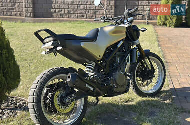 Мотоцикл Без обтекателей (Naked bike) Husqvarna Svartpilen 401 2019 в 