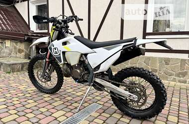 Мотоцикл Внедорожный (Enduro) Husqvarna TE 300 2022 в 