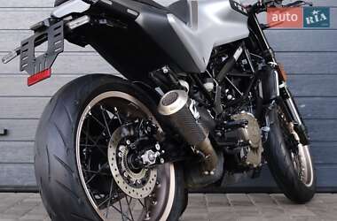 Мотоцикл Без обтекателей (Naked bike) Husqvarna Vitpilen 2021 в 