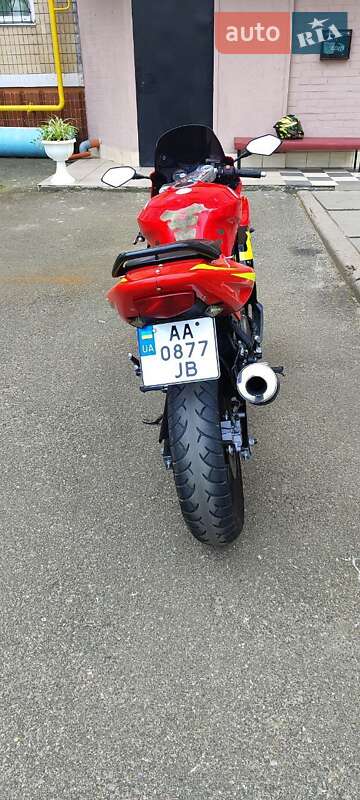 Спортбайк Hyosung GT 250R 2009 в Киеве