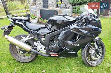 Мотоцикл Спорт-туризм Hyosung GT 250R 2010 в Черновцах