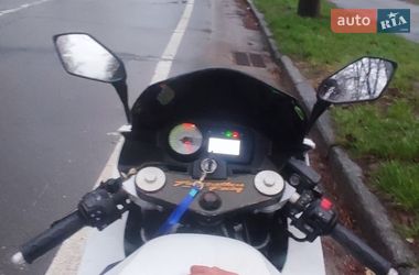 Спортбайк Hyosung GT 250R 2011 в Киеве