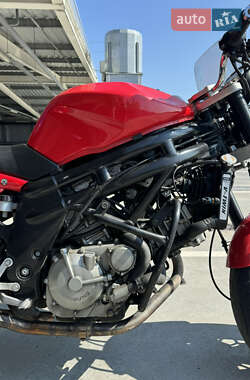 Мотоцикл Без обтекателей (Naked bike) Hyosung GT 650R 2008 в 