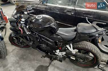 Спортбайк Hyosung GT 650R 2011 в Черновцах