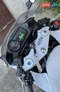 Мотоцикл Спорт-туризм Hyosung GT 650R 2007 в 