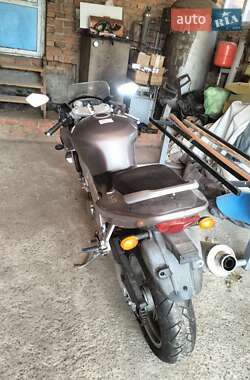 Спортбайк Hyosung GT 650R 2005 в 