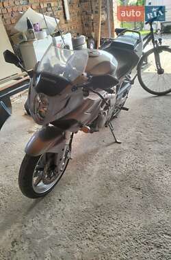 Спортбайк Hyosung GT 650R 2005 в Бучачі