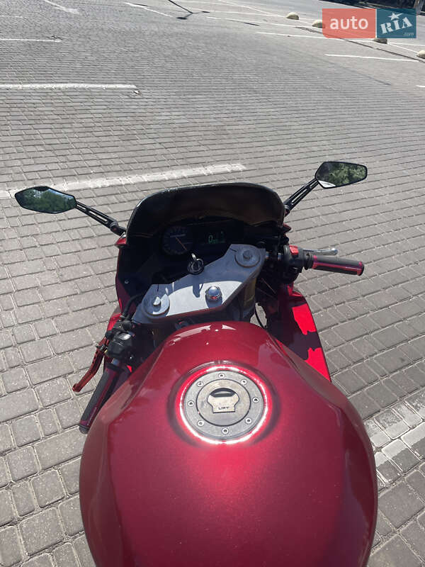 Спортбайк Hyosung GT 650R 2006 в Одессе фото 7 Спортбайк Hyosung GT 650R 2006 в Одессе