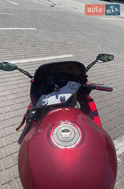 Спортбайк Hyosung GT 650R 2006 в 