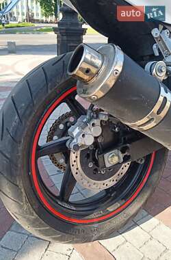 Мотоцикл Спорт-туризм Hyosung GT 650R 2010 в 