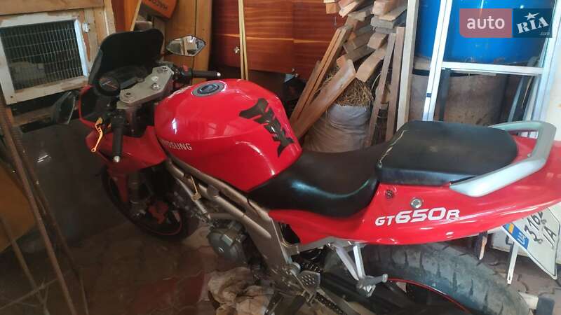 Мотоцикл Спорт-туризм Hyosung GT 650R 2007 в 