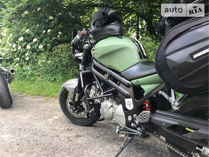 Мотоцикл Без обтекателей (Naked bike) Hyosung GT 2008 в Киеве