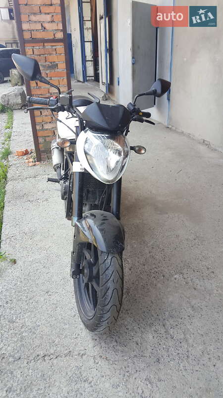 Мотоцикл Без обтекателей (Naked bike) Hyosung GT 2012 в Хмельницком