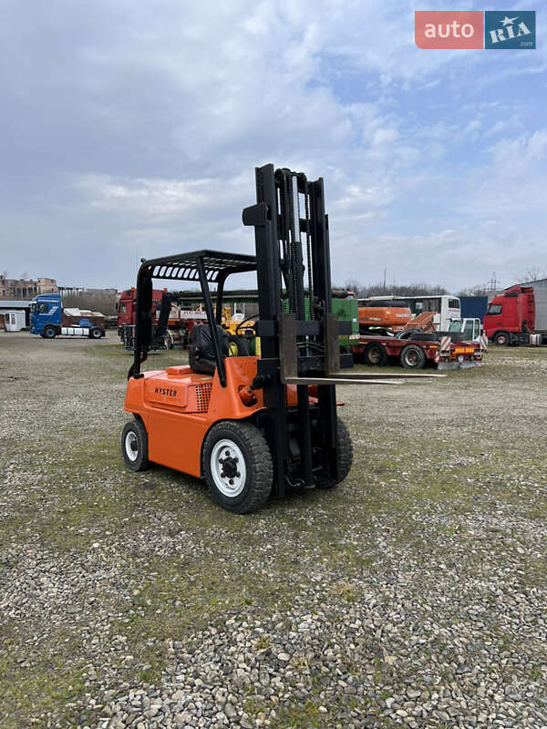 Вилочный погрузчик Hyster H 1990 в Черновцах