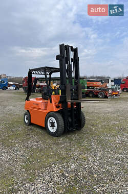 Вилочный погрузчик Hyster H 1990 в 