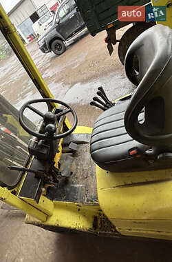 Вилочный погрузчик Hyster H 2002 в 