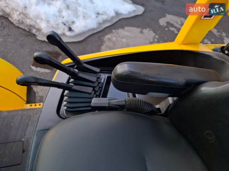 Вилочный погрузчик Hyster H 2004 в Радехове