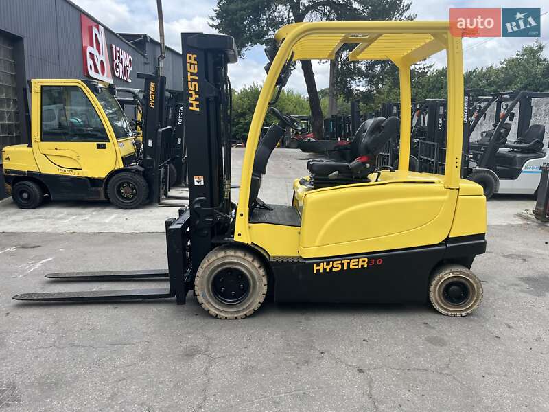 Hyster J 2017