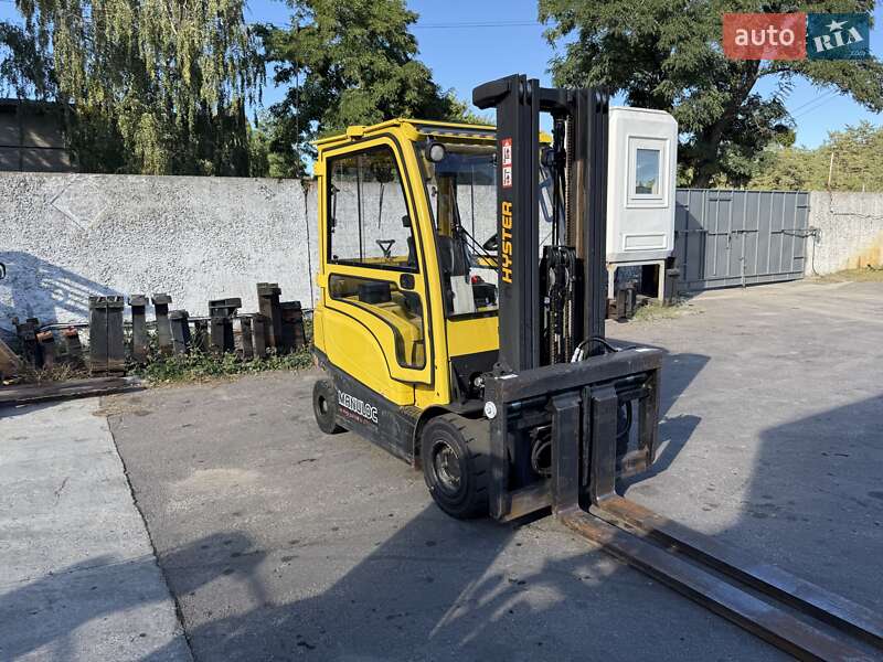 Вилочный погрузчик Hyster J 2011 в Киеве