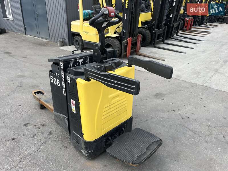 Штабелер Hyster P 2018 в Киеве
