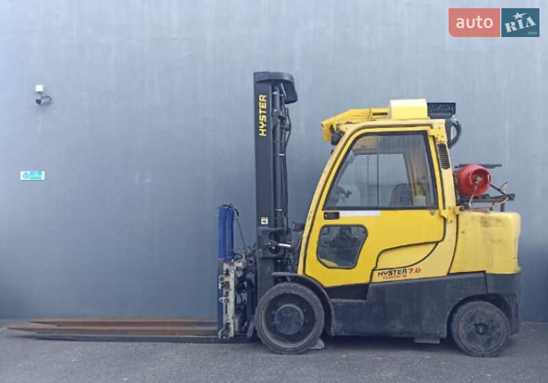 Вилочный погрузчик Hyster S 2008 в Киеве фото 2 Вилочный погрузчик Hyster S 2008 в Киеве