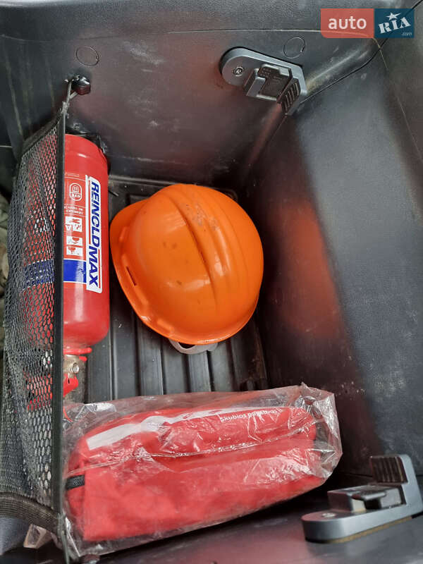 Колісний екскаватор Hyundai 180D 2022 в Одесі