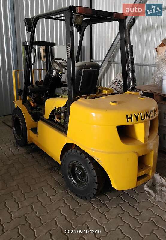 Вилочний навантажувач Hyundai 30DT 2016 в Черкасах