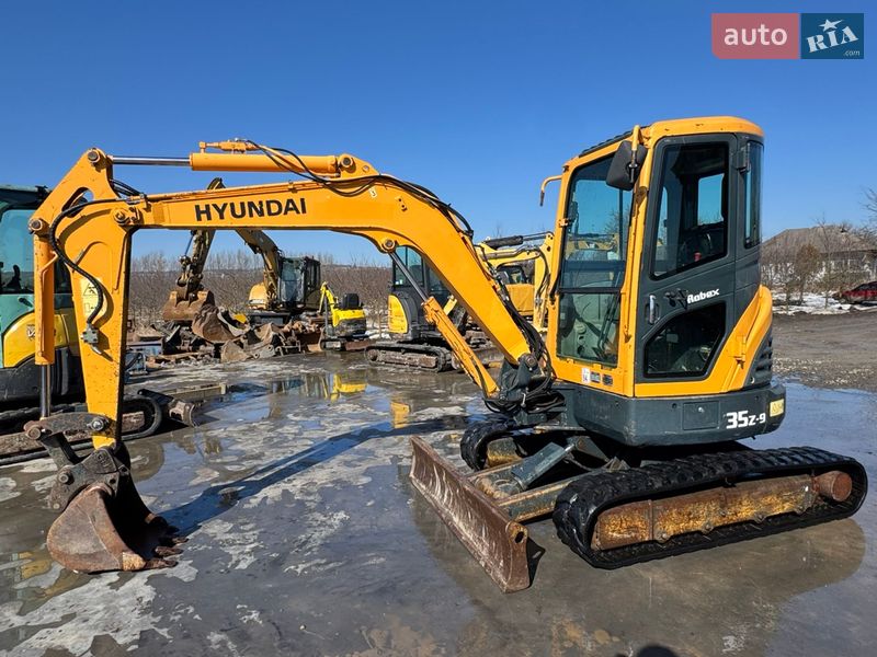 Миниэкскаватор Hyundai 35L 2015 в Недобоевцах
