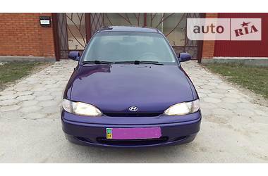 Седан Hyundai Accent 1995 в Одессе