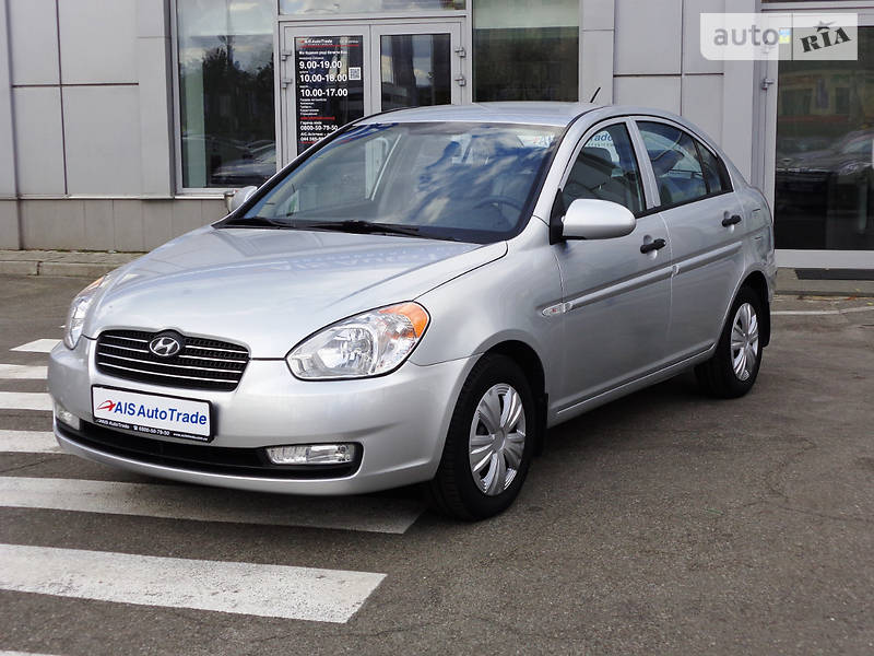 Седан Hyundai Accent 2010 в Киеве