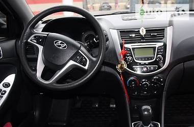 Седан Hyundai Accent 2011 в Тернополе