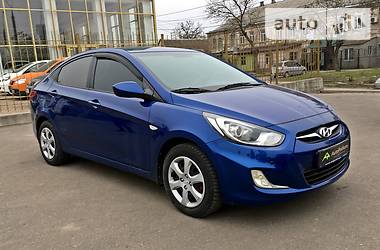 Седан Hyundai Accent 2013 в Николаеве