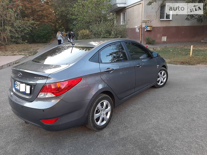 Седан Hyundai Accent 2011 в Одесі