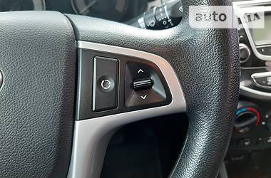 Седан Hyundai Accent 2011 в 