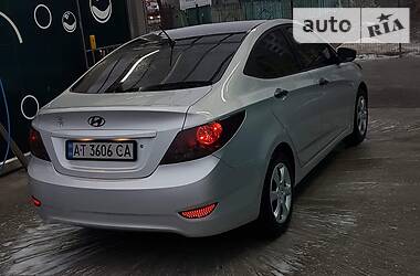 Седан Hyundai Accent 2014 в Івано-Франківську