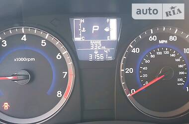 Хетчбек Hyundai Accent 2015 в 