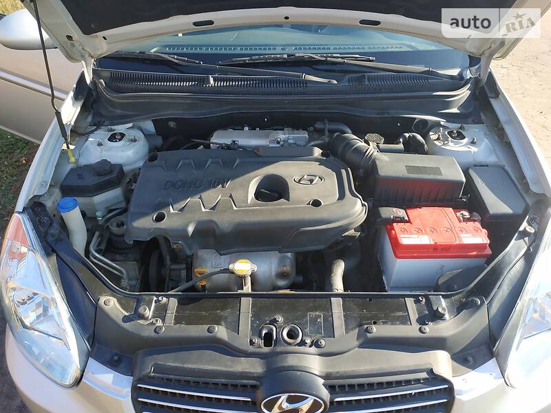 Седан Hyundai Accent 2008 в Києві