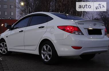 Седан Hyundai Accent 2013 в Одессе